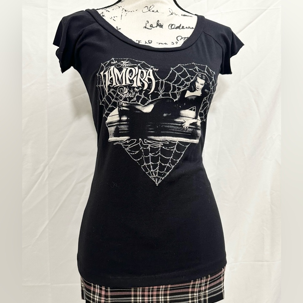 Kreepsville 666 Vampira Glitter Spiderweb Body Contour Scoop Neck Tshirt Top - Picture 2 of 4